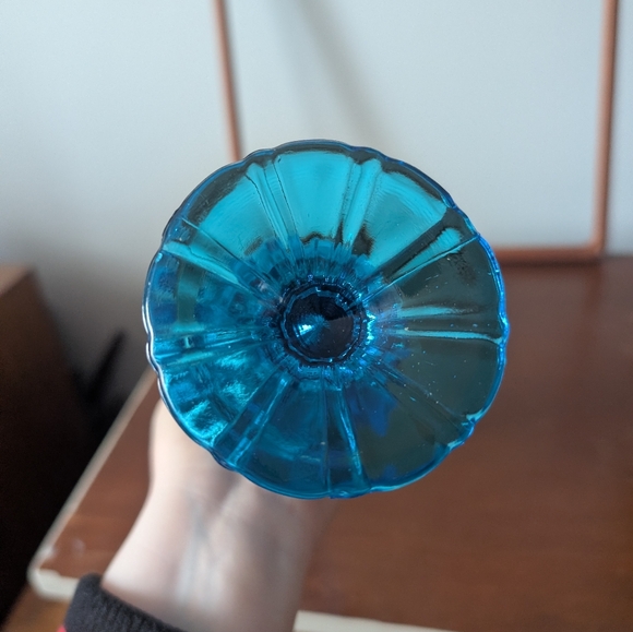 Vintage Glass Swung Vase - Picture 5 of 6